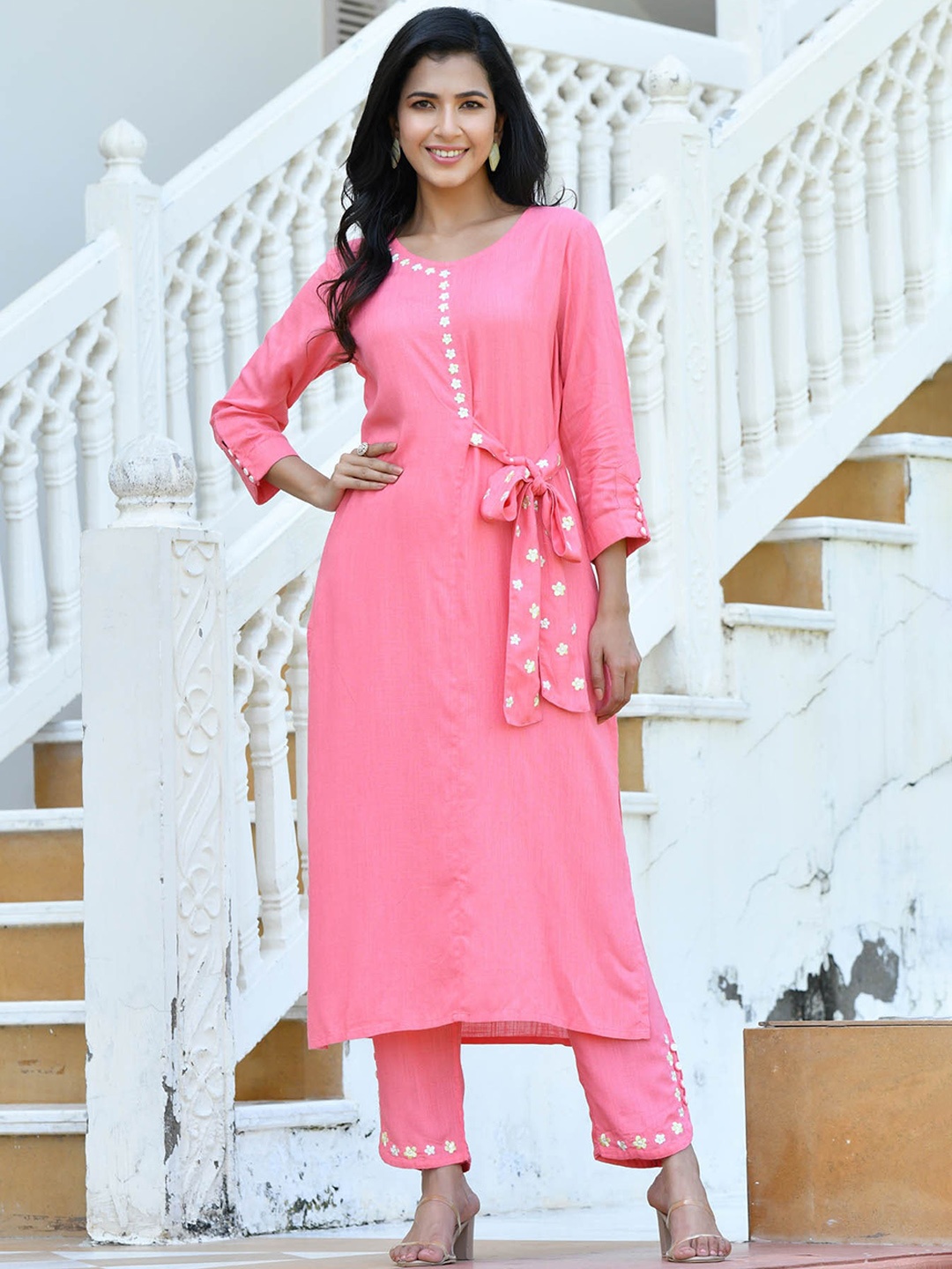 

Aaheli Floral Printed Kurta with Trousers, Coral