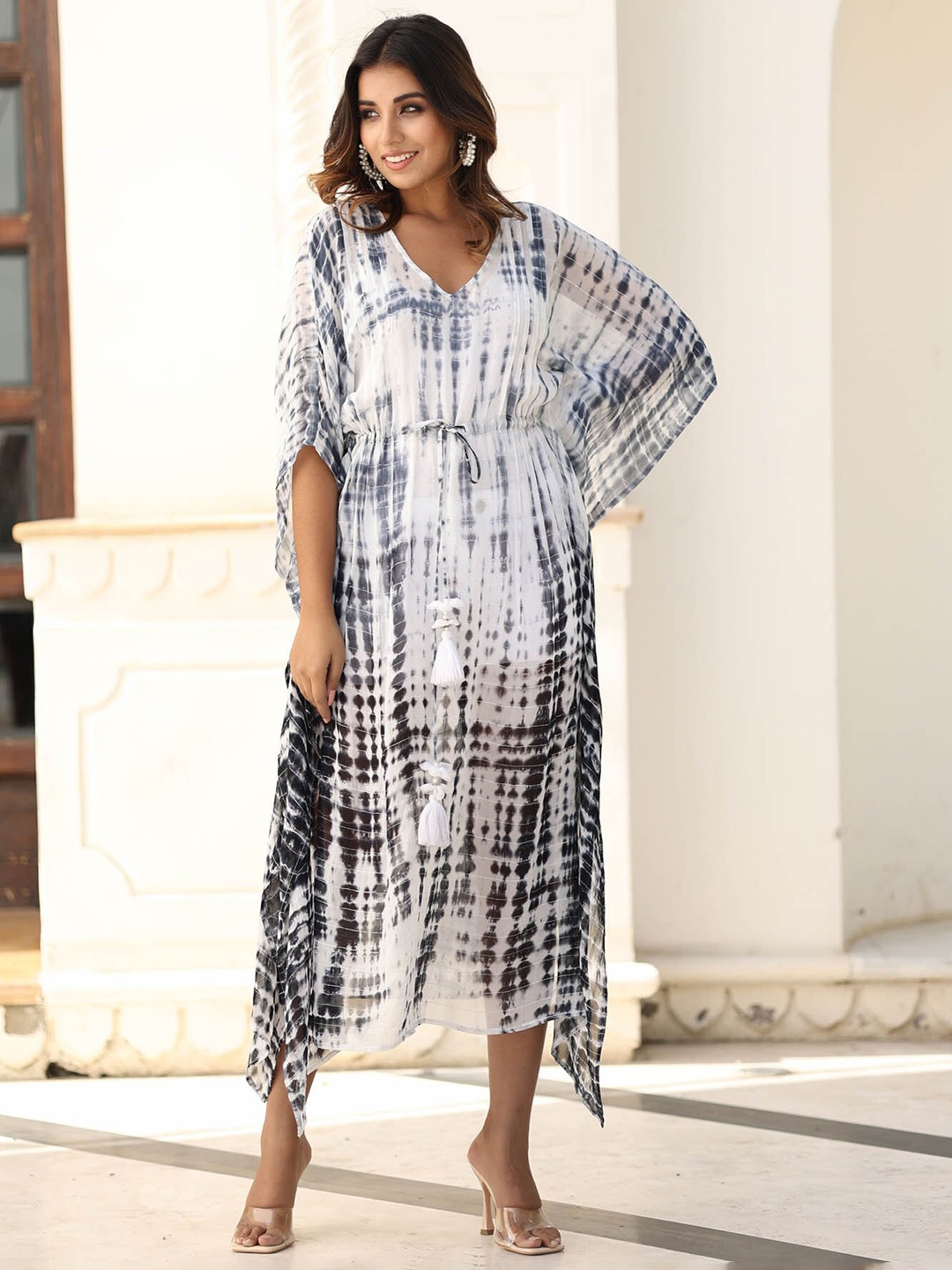 

Aaheli Tie and Dyed Kaftan Midi Dress, White