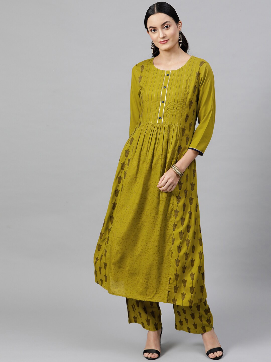 indo street Floral Printed Thread Work Kurta With Palazzos, Green