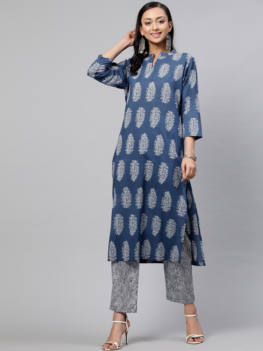 

indo street Band Collar Floral Printed Pure Cotton Kurta with Trousers, Blue