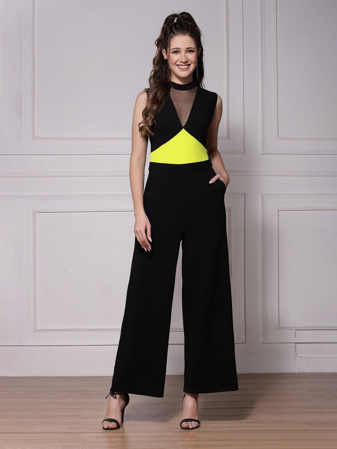 

KASSUALLY Basic Jumpsuit with Lace Inserts, Black