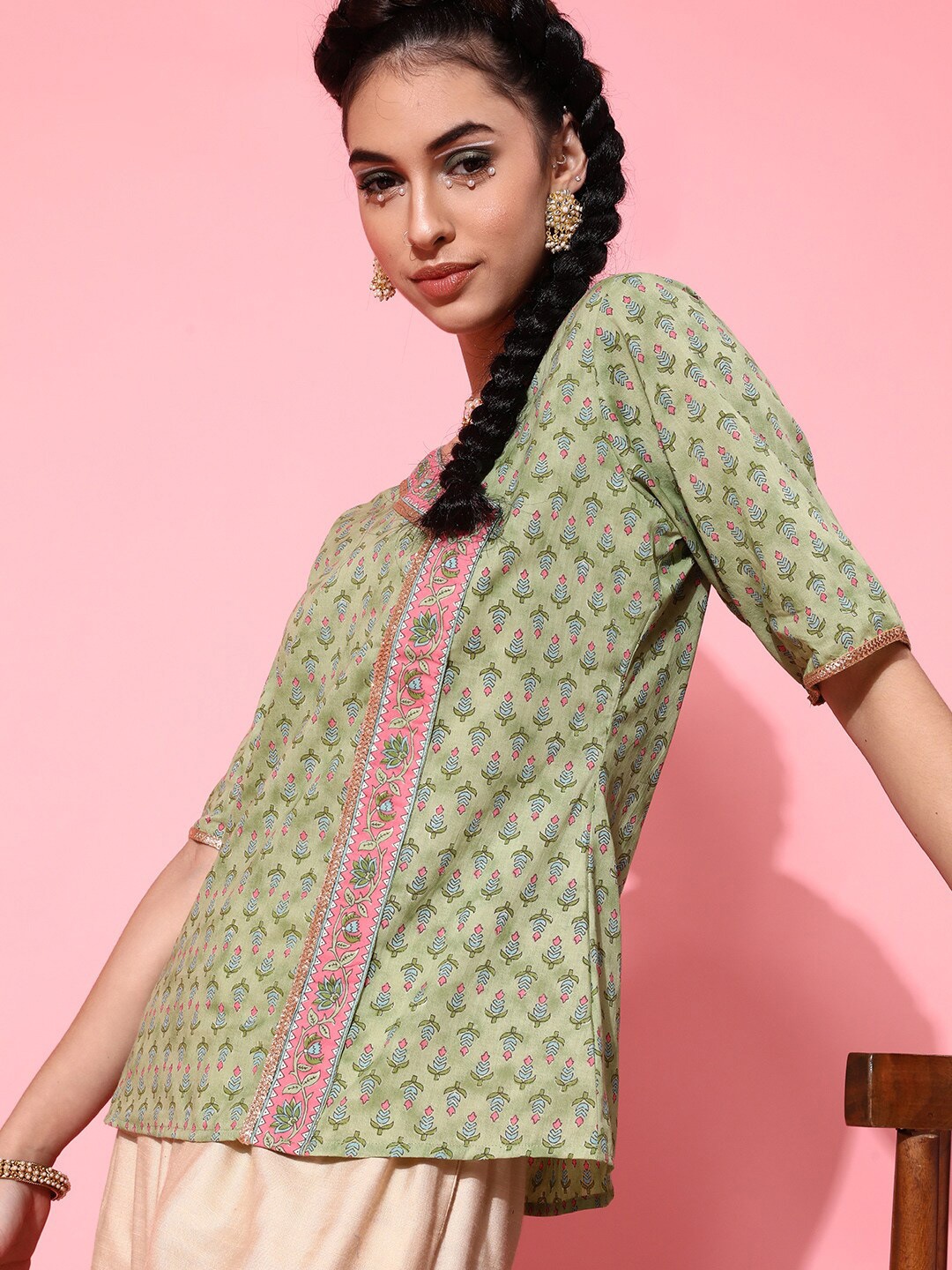 

indo street Printed Pure Cotton A-line Kurti, Green
