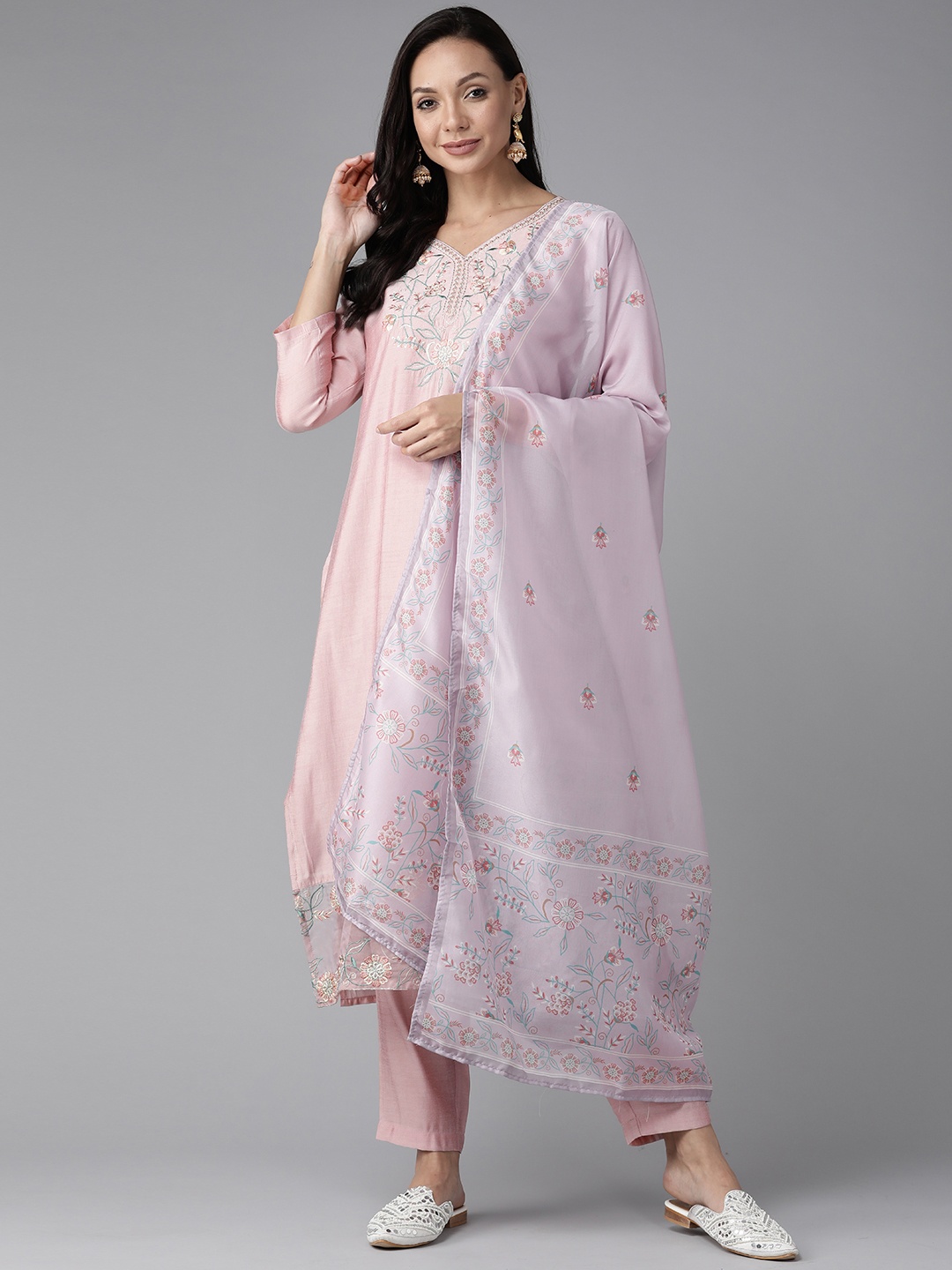 

Yufta Floral Yoke Design Regular Thread Work Pure Silk Kurta with Trousers & With Dupatta, Pink