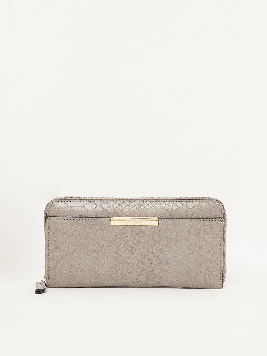 

Ginger by Lifestyle Women Animal Textured Zip Around Wallet, Grey