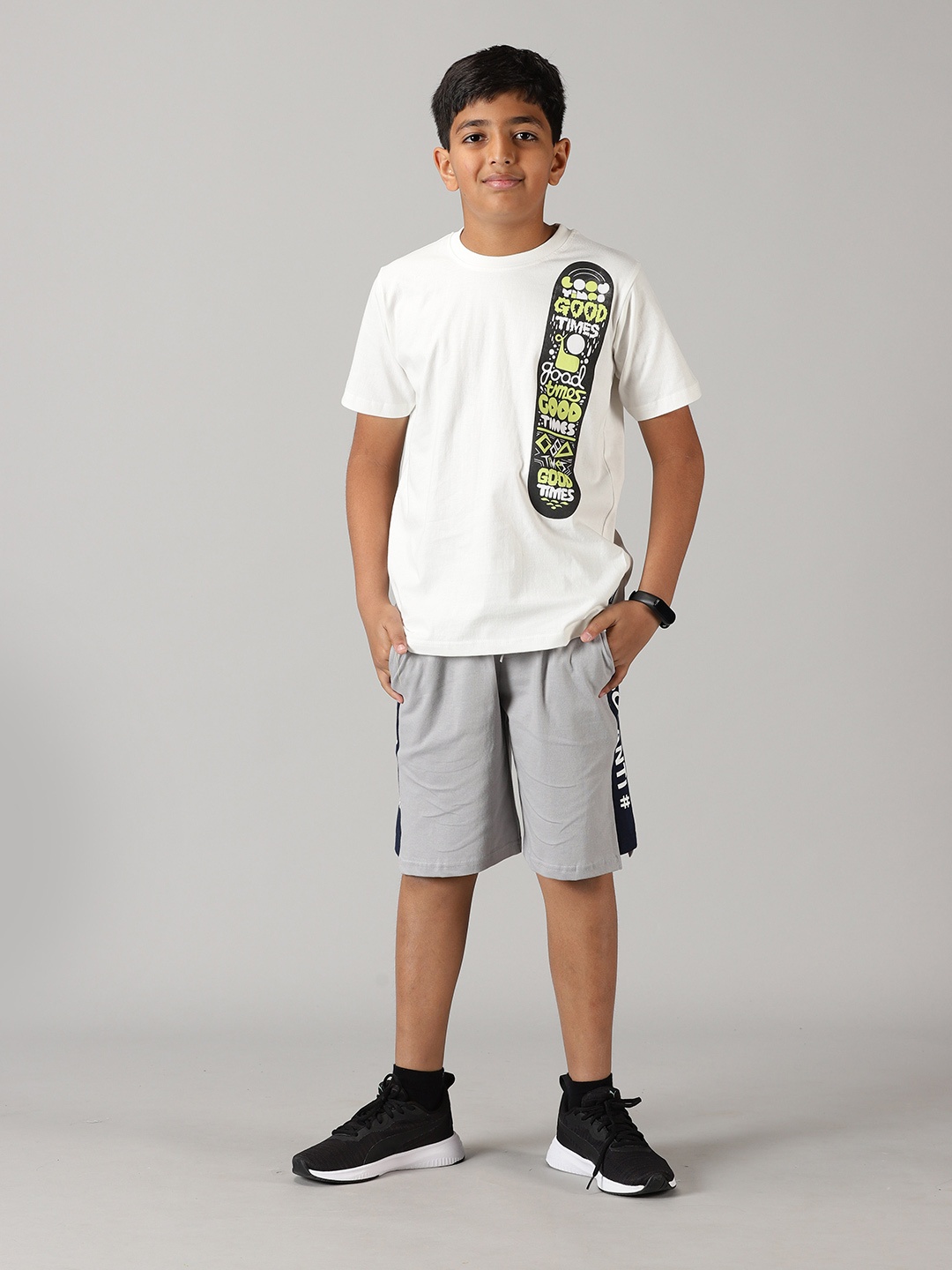 KiddoPanti Boys Printed Cotton T-shirt with Shorts Set, White