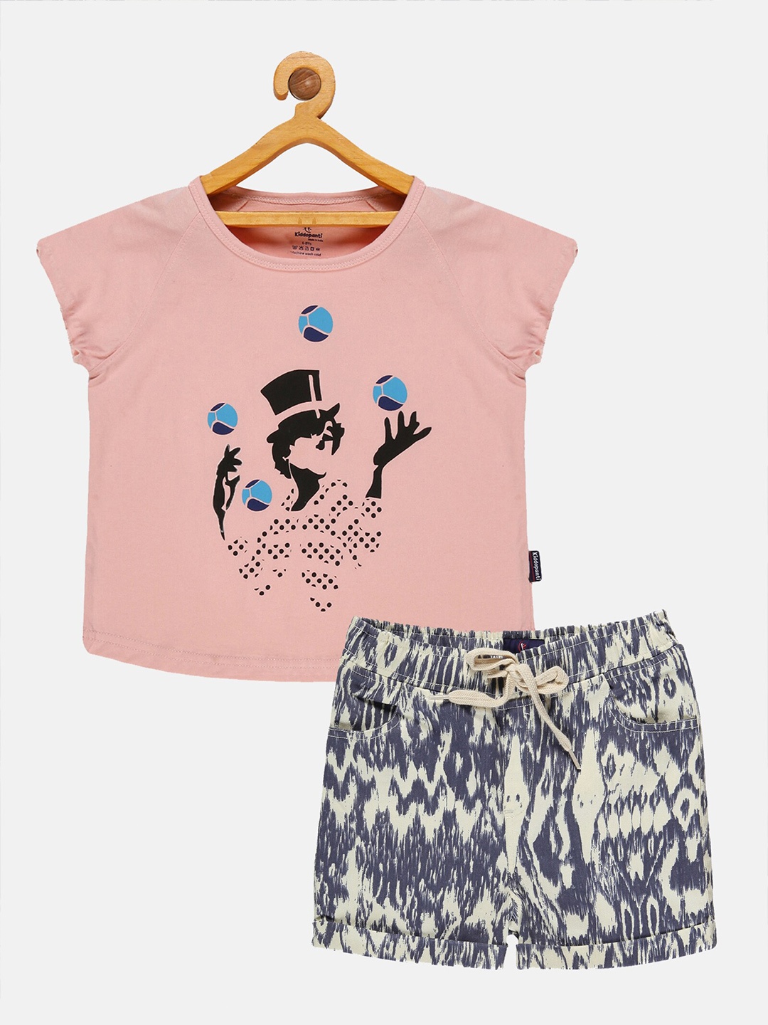 

KiddoPanti Girls Printed Cotton T-shirt with Shorts Set, Pink