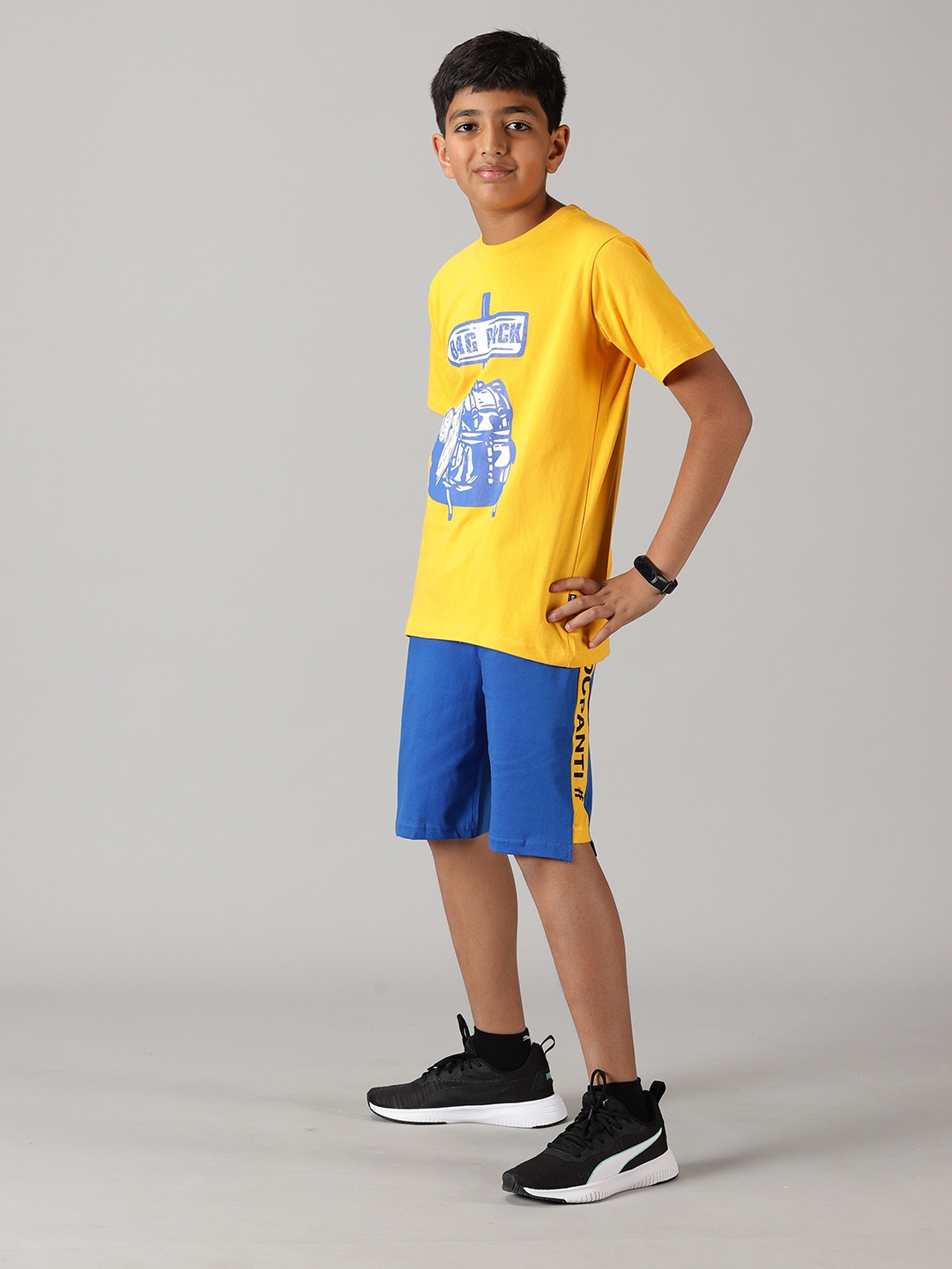 KiddoPanti Boys Printed Cotton T-shirt with Shorts Set, Yellow
