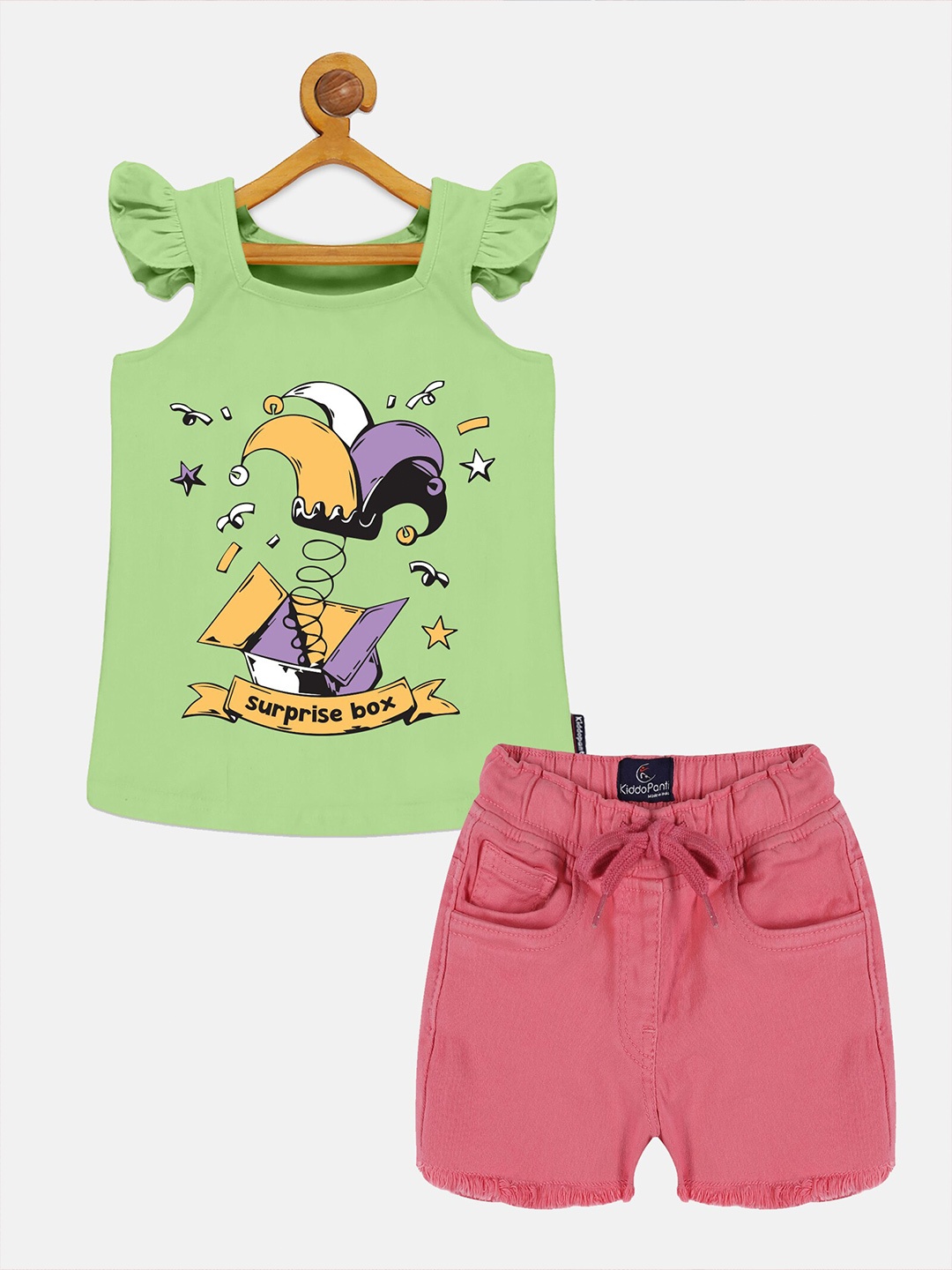 

KiddoPanti Girls Graphic Printed Frill Sleeve Pure Cotton T-shirt With Shorts, Green