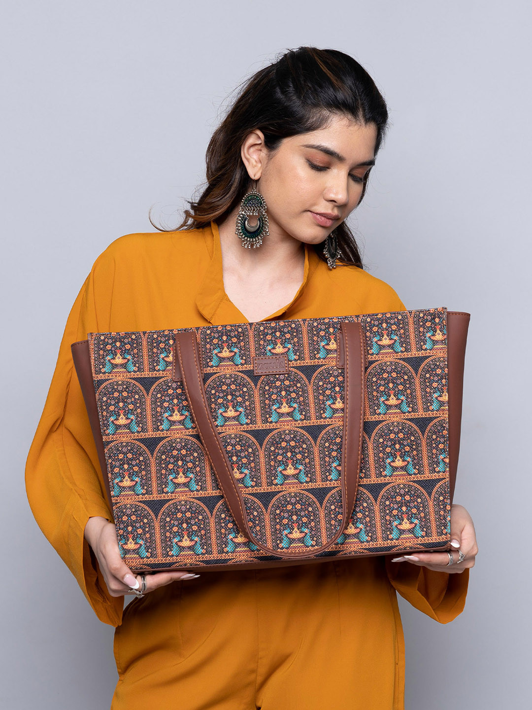 

ZOUK Ethnic Motifs Printed Structured Tote Bag, Brown