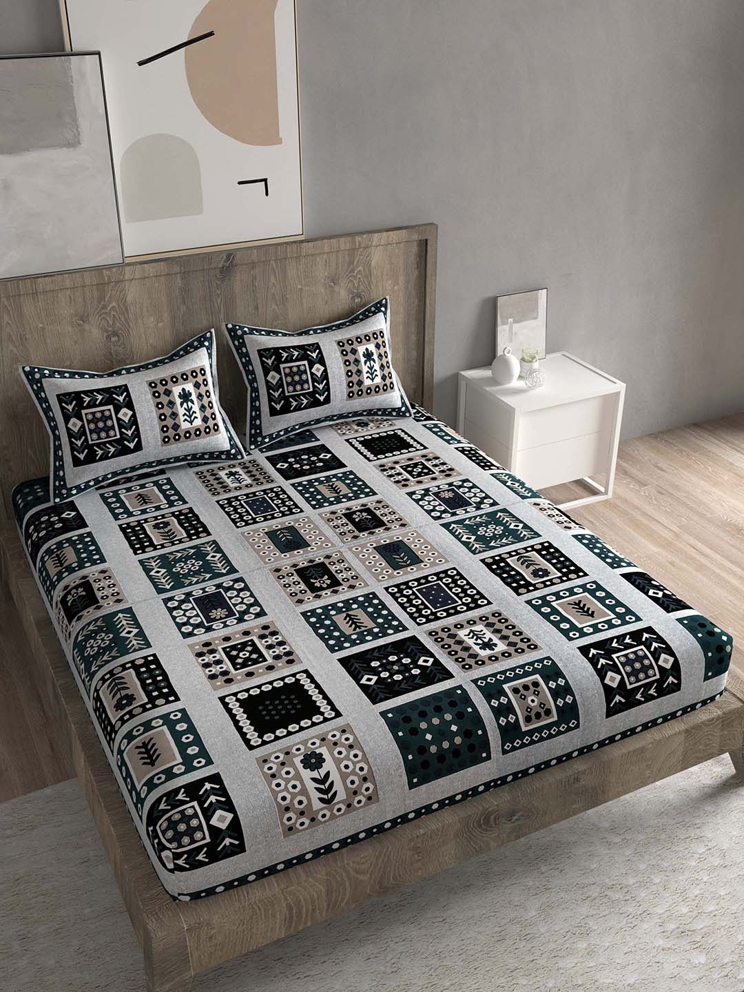 

Spangle Green & Grey Ethnic Motifs 260 TC Cotton King Bedsheet with 2 Pillow Covers