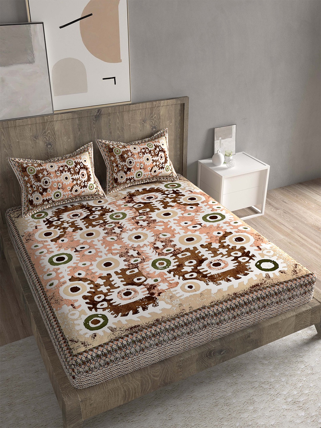 

Spangle Peach-Coloured & Brown Ethnic Motifs 260 TC King Bedsheet With 2 Pillow Covers