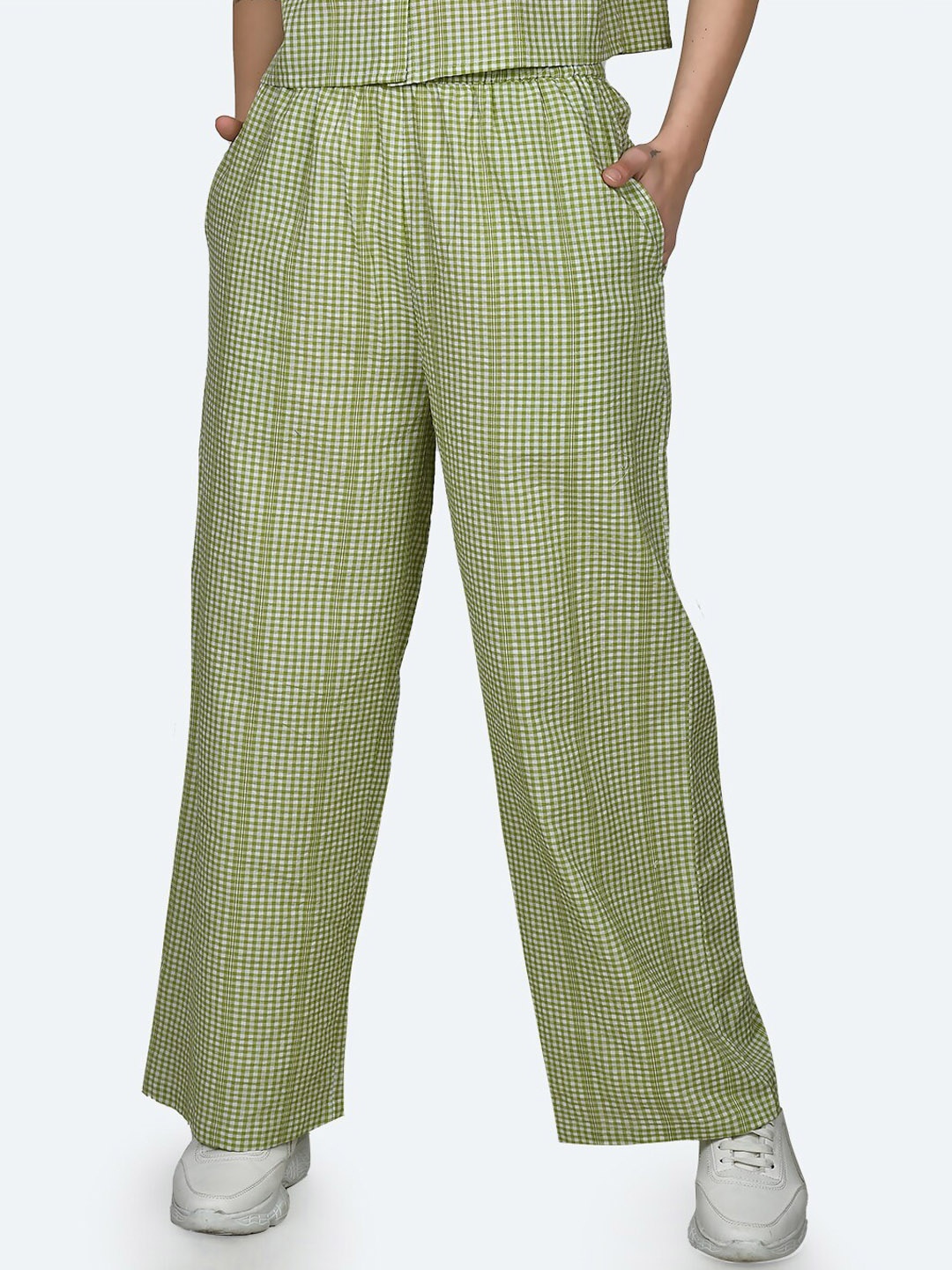 

Zink London Women Checked Low-Rise Pure Cotton Parallel Trousers, Green