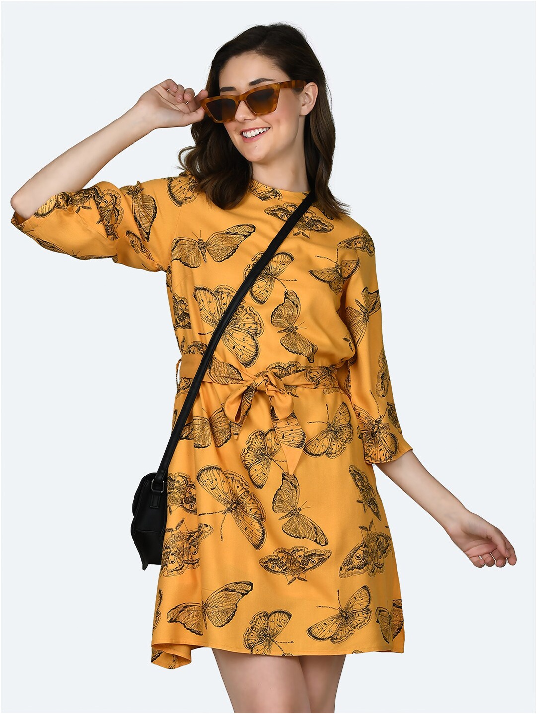 

Zink London Round Neck Conversational Printed Dress With Belt, Yellow