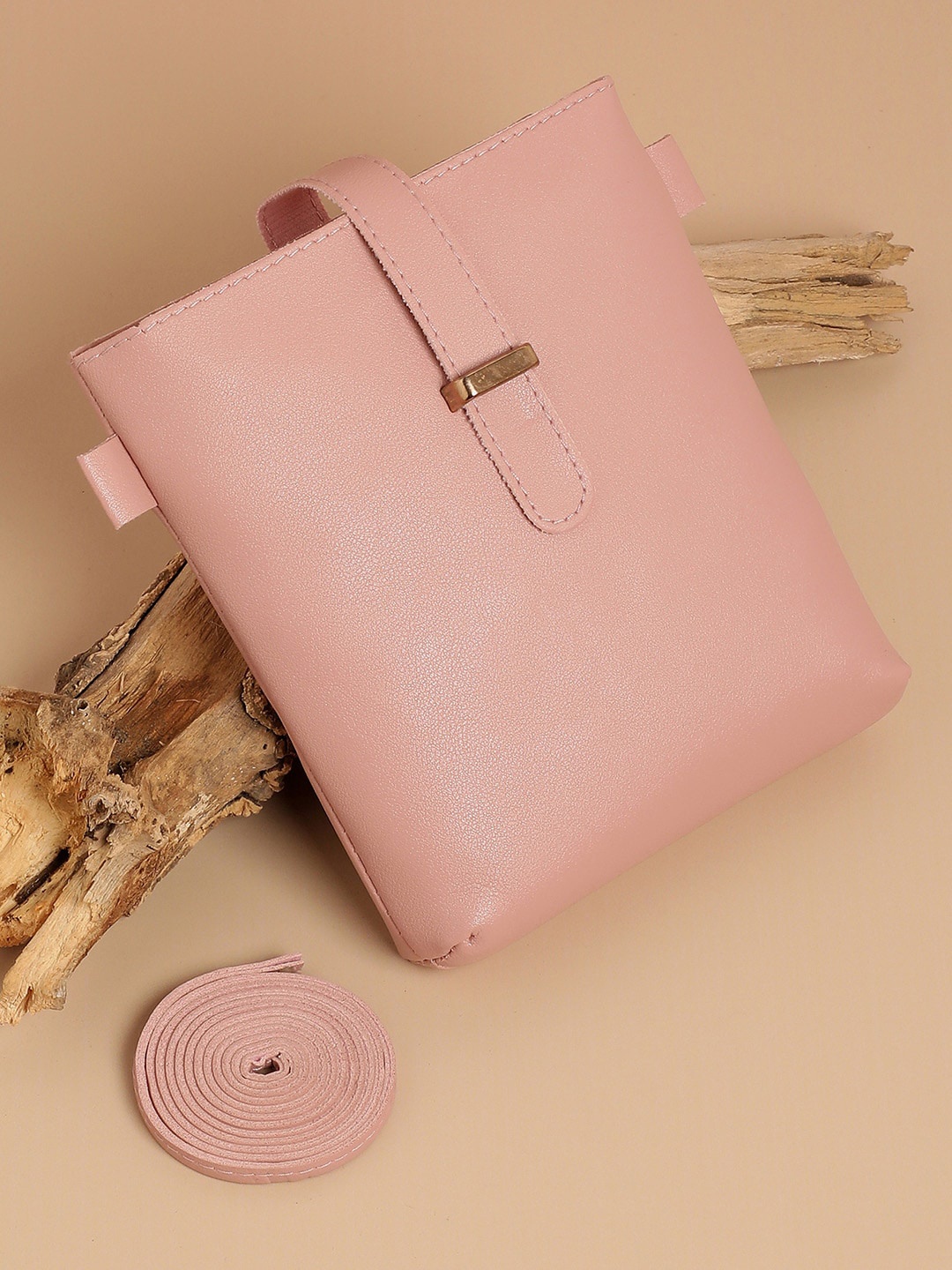 

HAUTE SAUCE by Campus Sutra One Handle PU Sling Bag, Pink