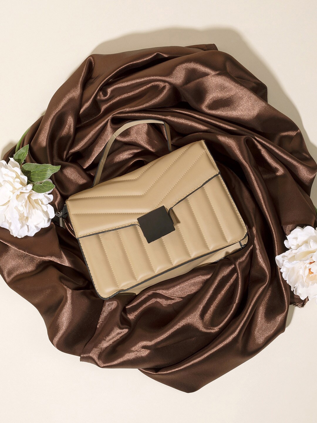 

HAUTE SAUCE by Campus Sutra Sling Bag With A Flap, Beige