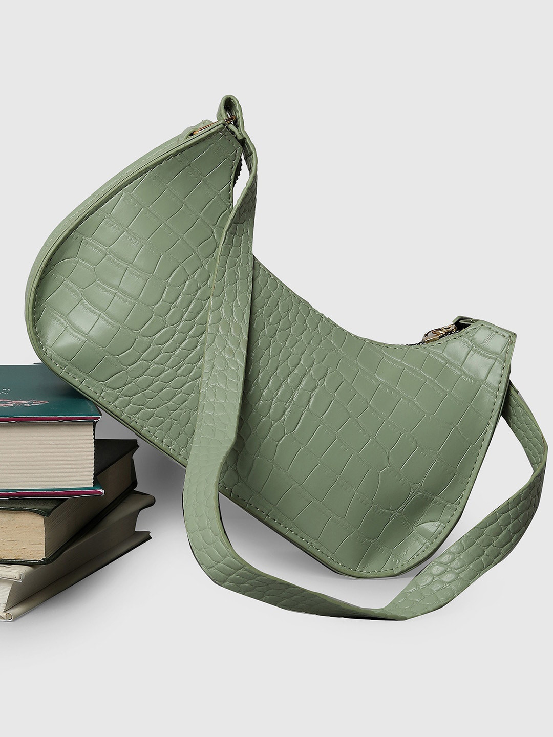 

HAUTE SAUCE by Campus Sutra Textured PU Shoulder Bag, Green