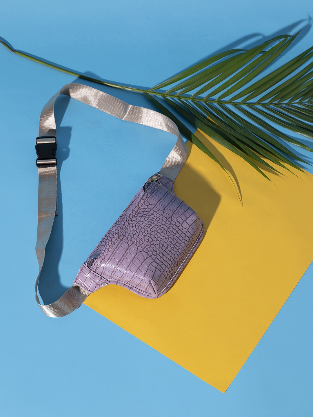 

HAUTE SAUCE by Campus Sutra Women Textured Leather Water Resistant Waist Pouch, Purple