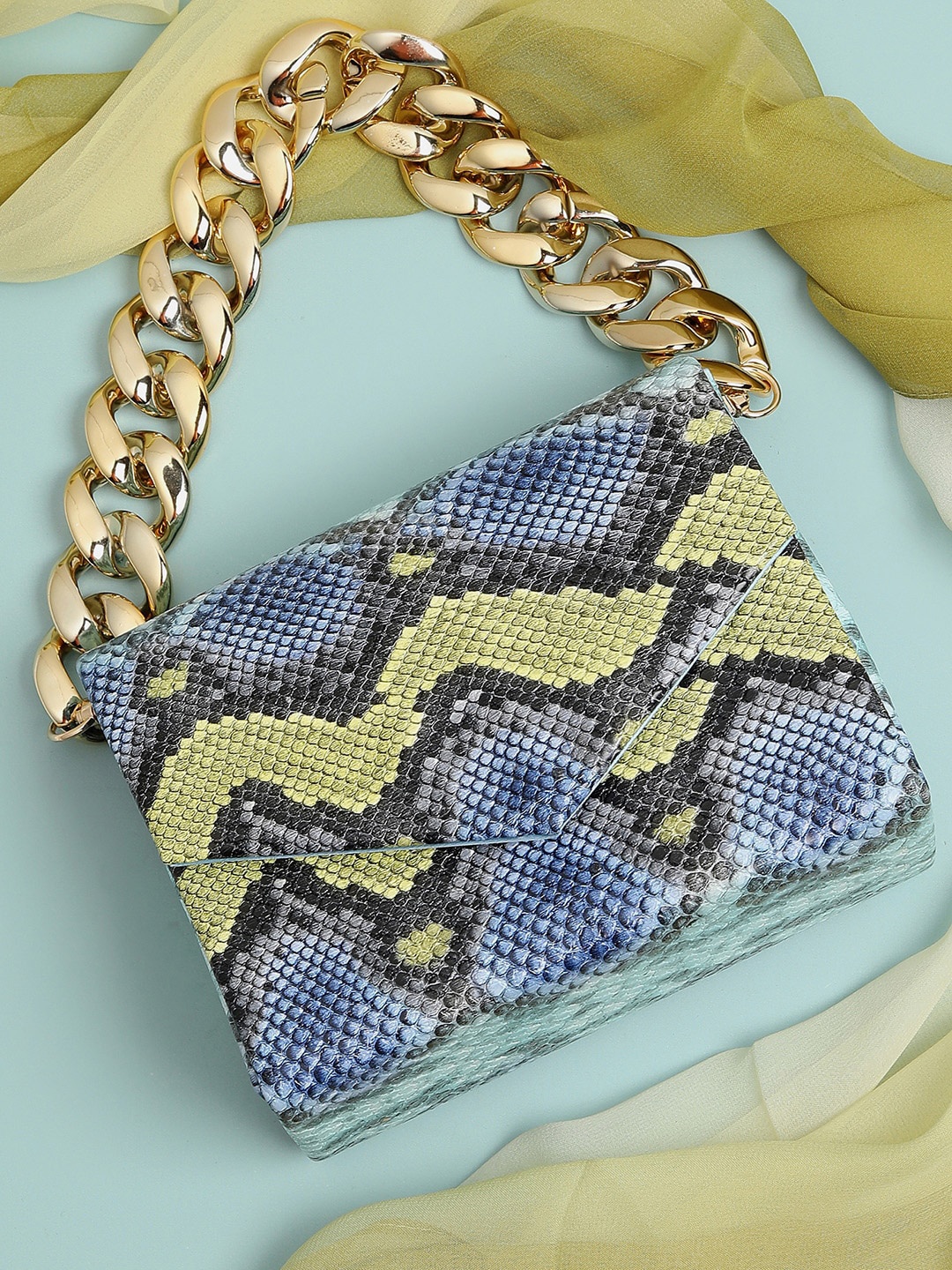 

HAUTE SAUCE by Campus Sutra Embellished Handheld Bag, Blue