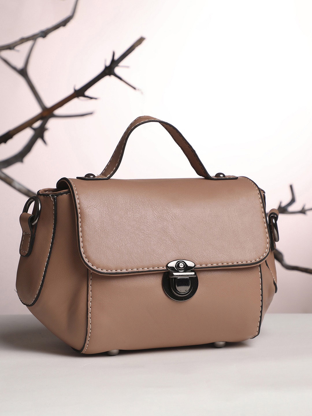 

HAUTE SAUCE by Campus Sutra PU Bowling Satchel, Pink