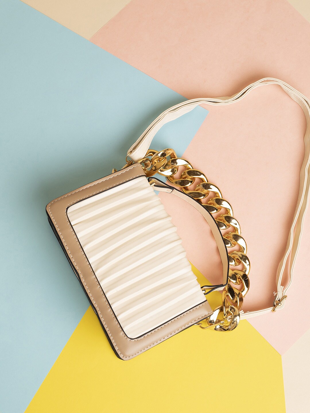 

HAUTE SAUCE by Campus Sutra PU Handheld Bag With Chain Strap, Beige