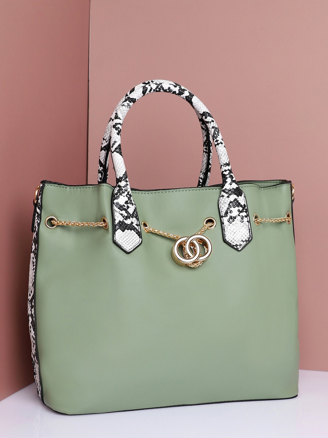 

HAUTE SAUCE by Campus Sutra Handheld Bag With Pouch, Green