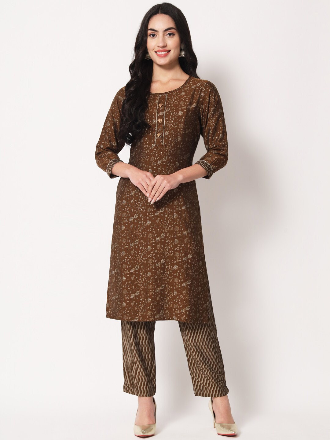 

SHUBHVASTRA Floral Printed Kurta with Trousers, Brown