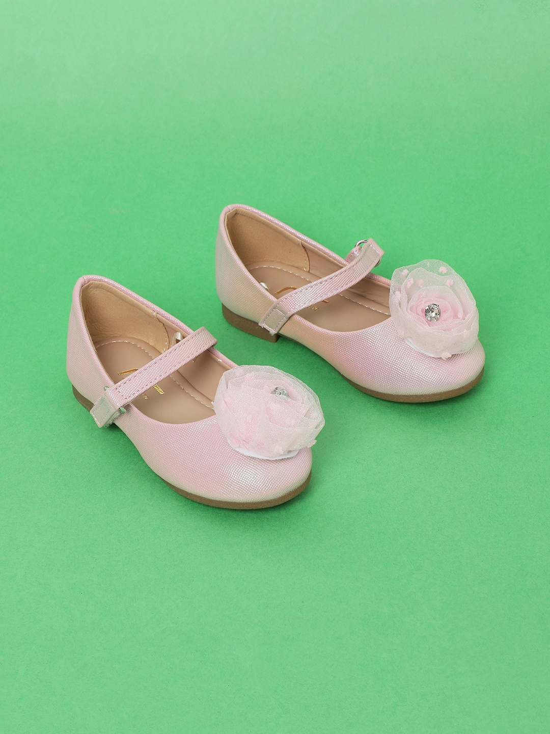 

Fame Forever by Lifestyle Girls Round Toe Fashion Sneakers, Pink