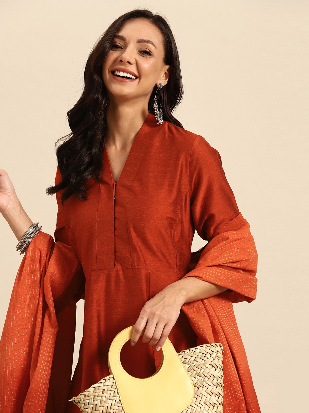 

Sangria Anarkali Kurta with Dupatta, Maroon