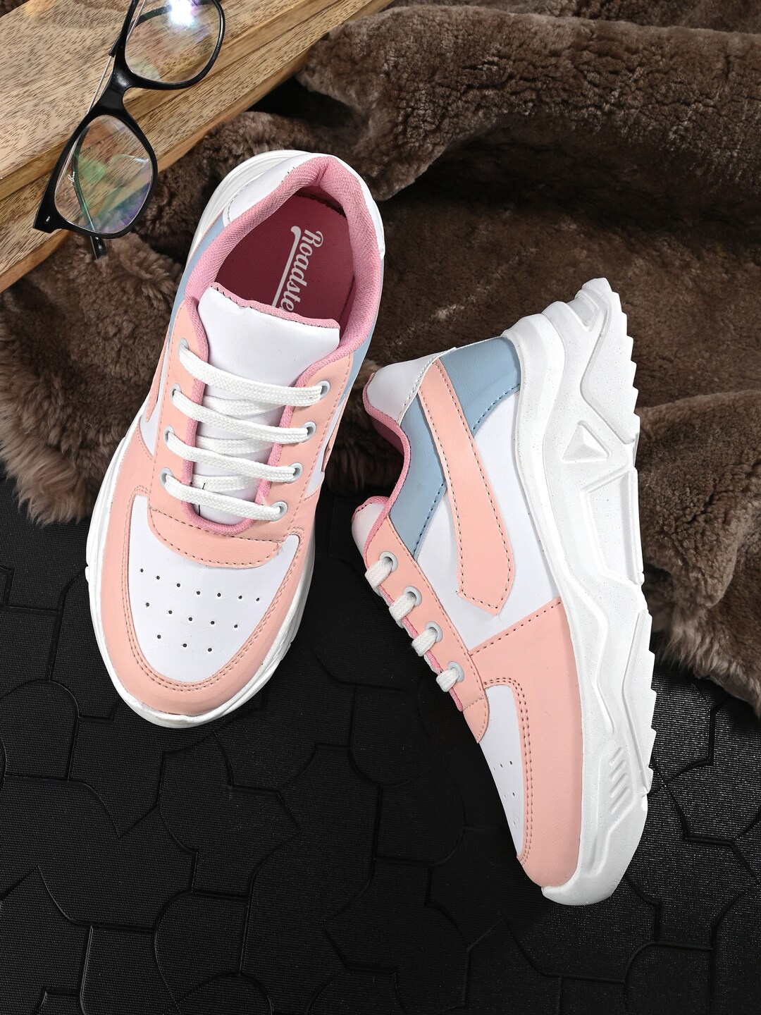 

Roadster Women Colourblocked Lace-Up Running Sports Shoes, Pink