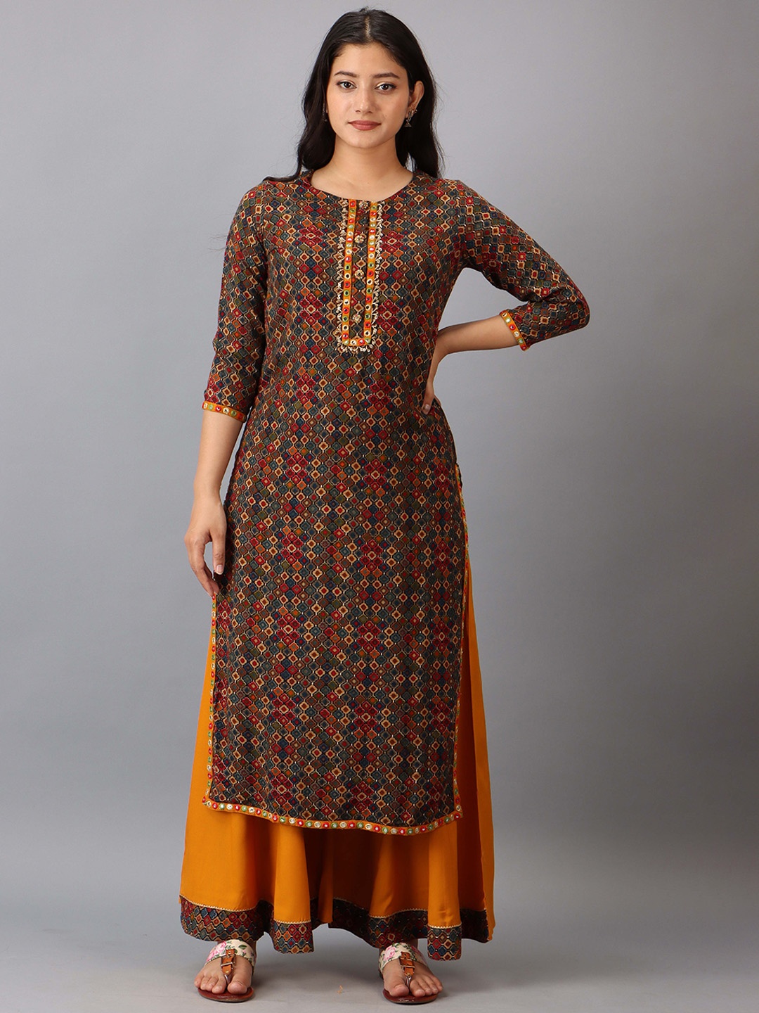 

Nehamta Ethnic Motifs Printed Mirror Work Kurta with Palazzos, Blue