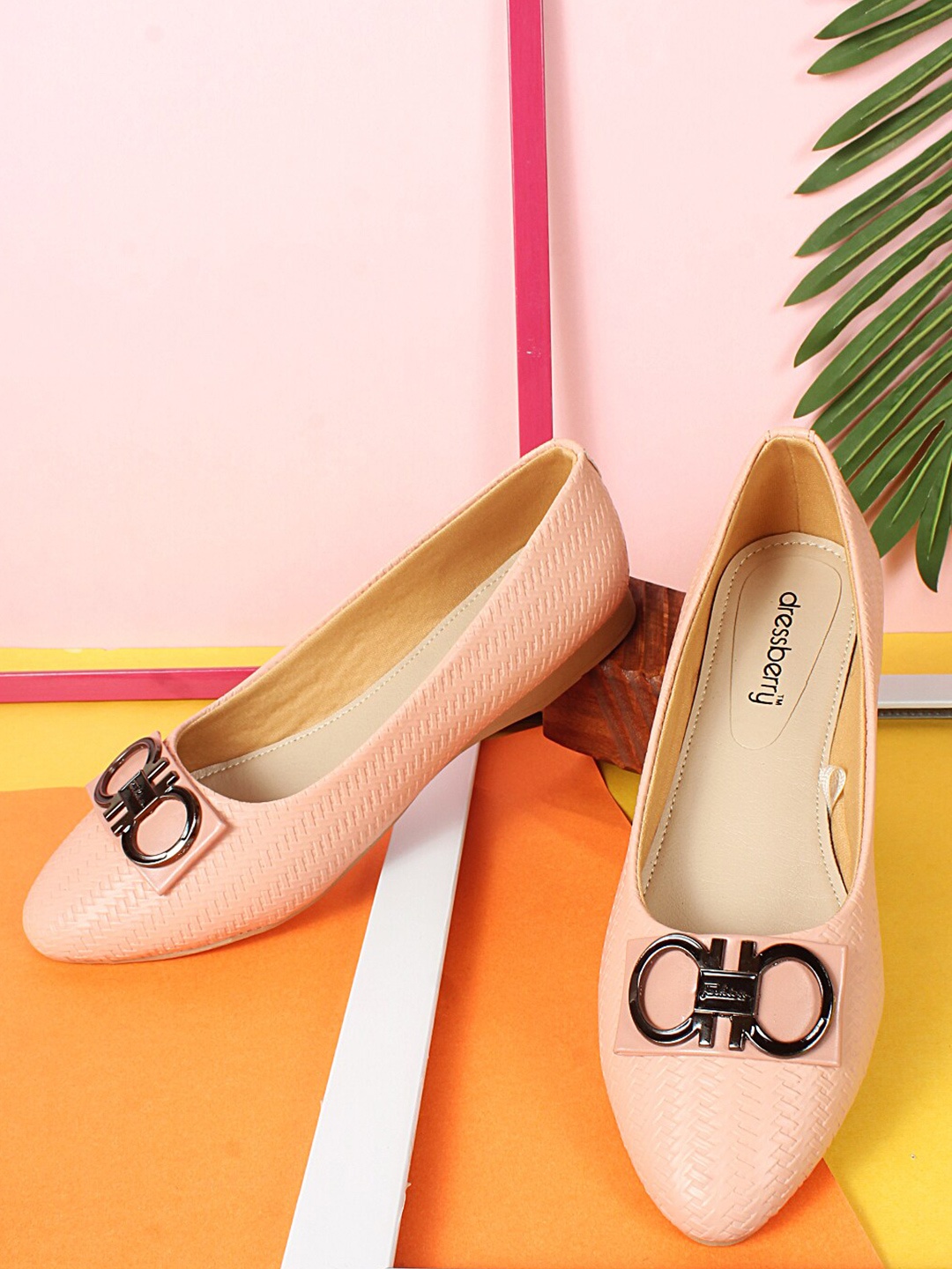 

DressBerry Women Textured Ballerinas Flats, Pink