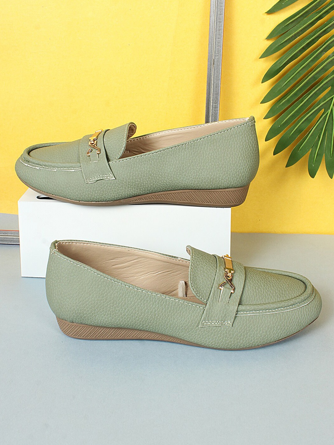 

DressBerry Women Textured Embellished Air Max Horsebit Loafers, Sea green