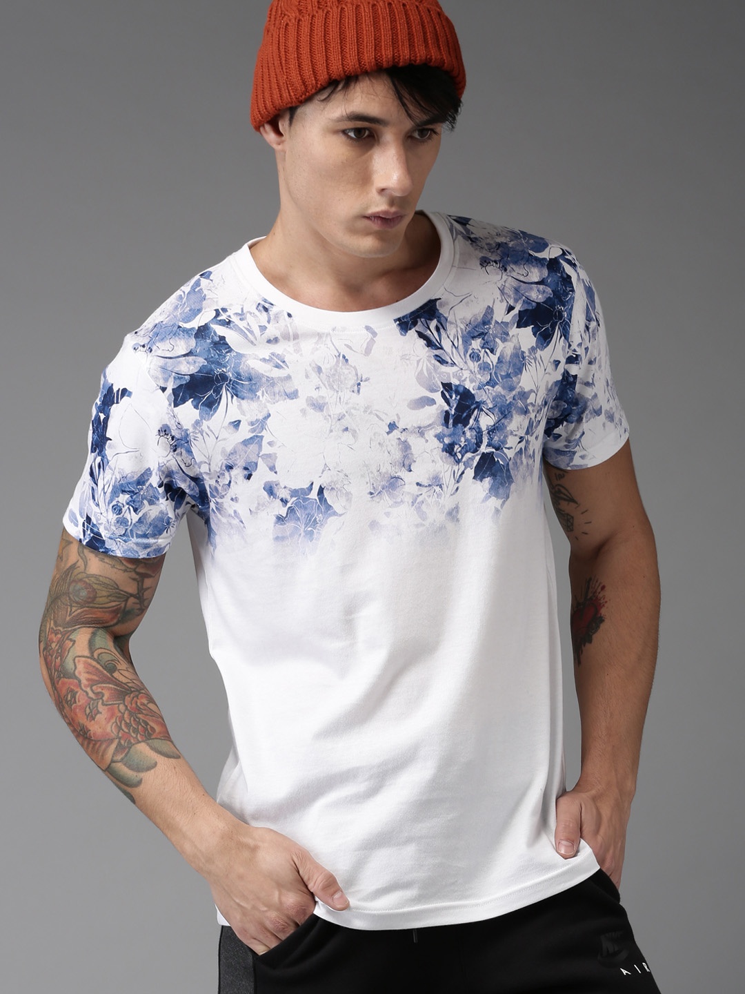 

Moda Rapido Men White Printed Round Neck Pure Cotton T-shirt