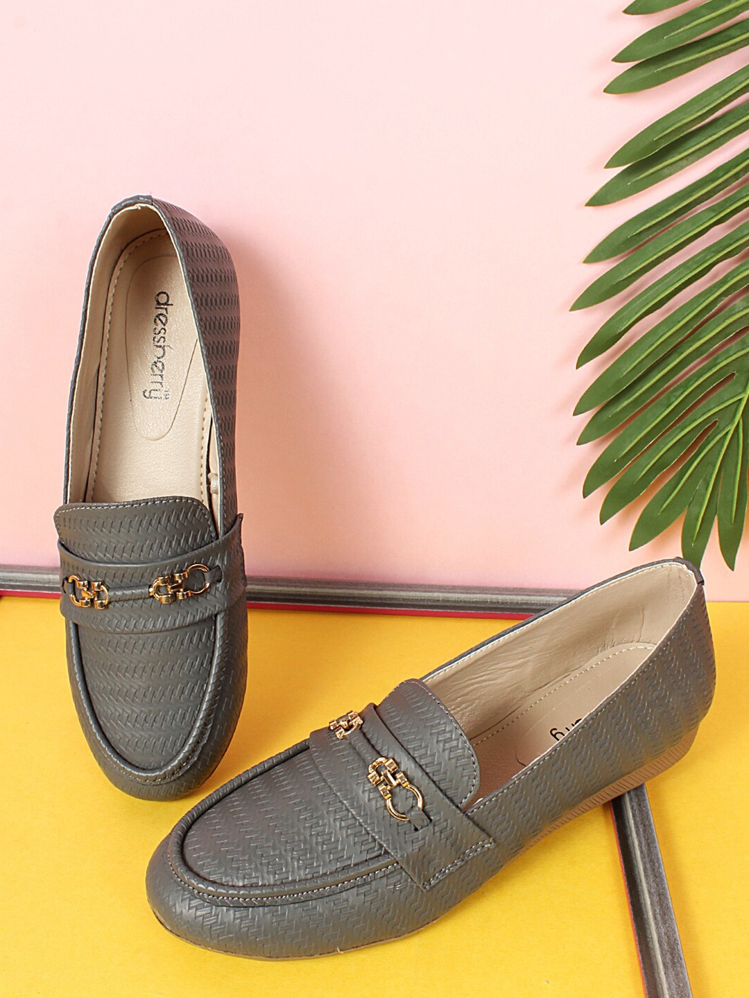 DressBerry Women Round Toe Slip On Loafers, Grey
