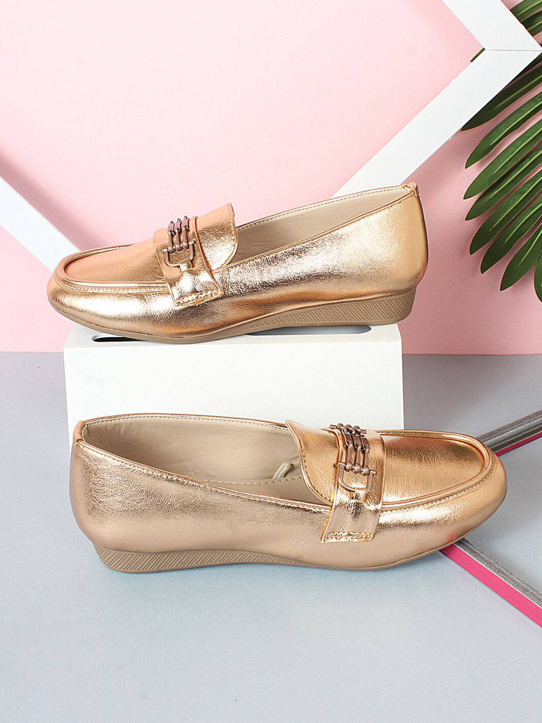 

DressBerry Women Slip-On Loafers, Champagne