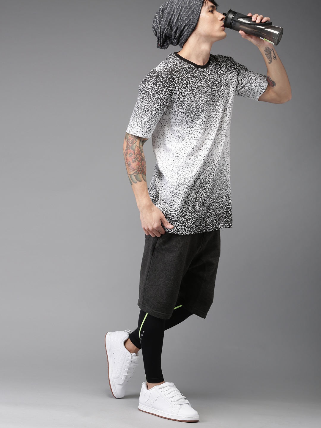 

Moda Rapido Men White Black Printed Longline Pure Cotton T-shirt