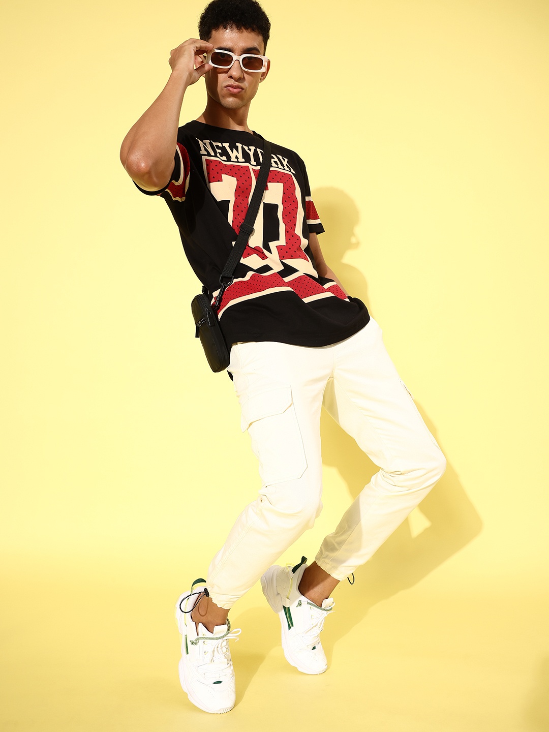 

Moda Rapido Men Black Printed Hyper Printed Boxy Tee