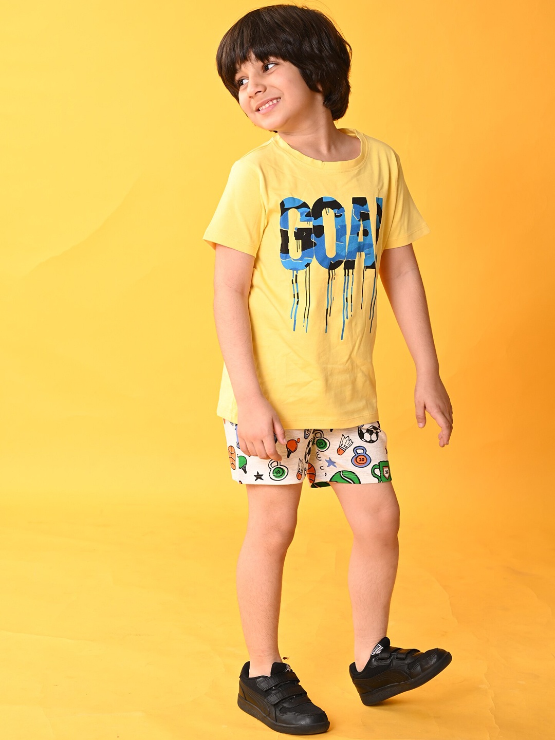 

Anthrilo Boys Printed Pure Cotton T-shirt with Shorts, Yellow