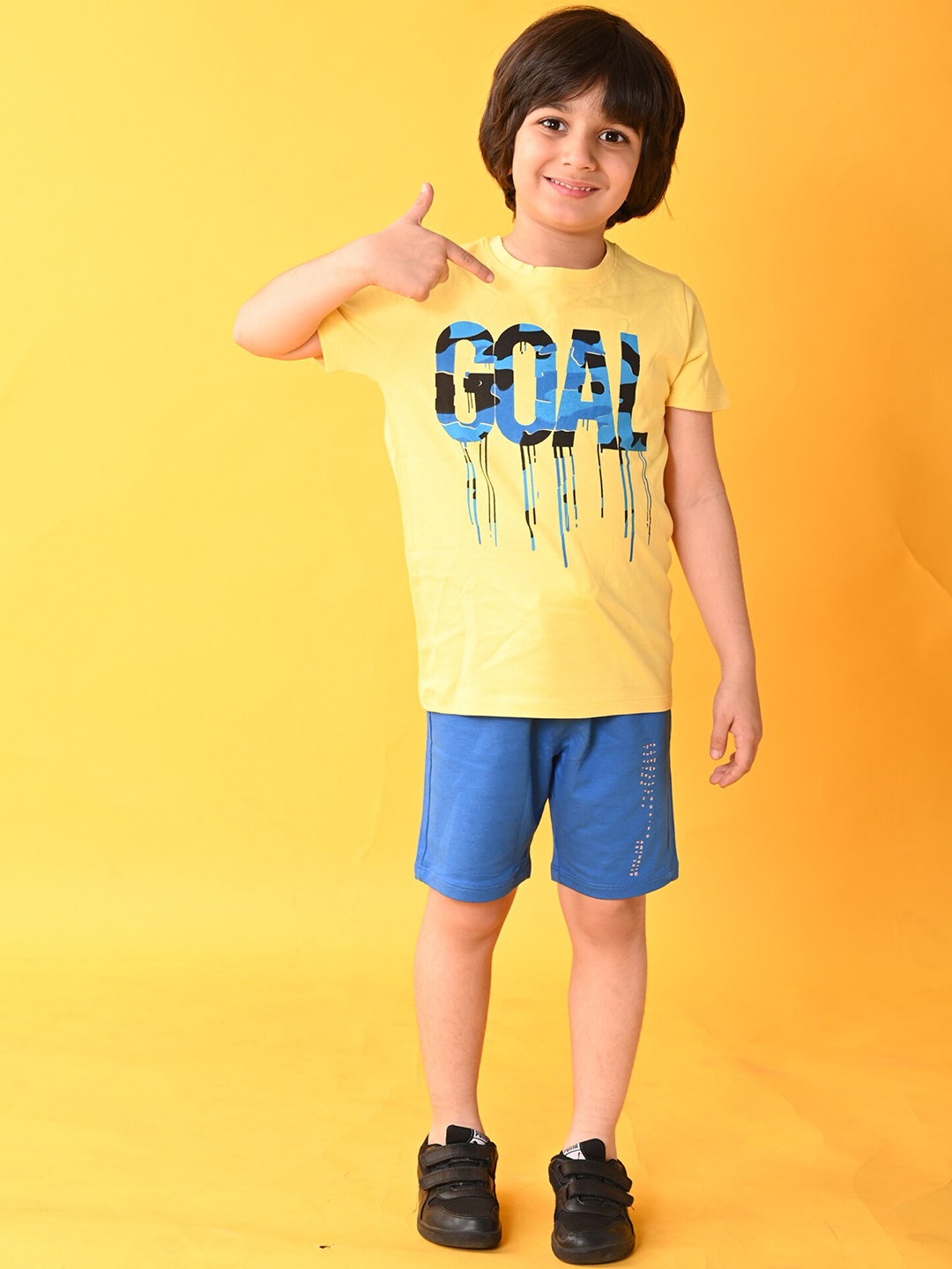 

Anthrilo Boys Printed Pure Cotton T-shirt with Shorts, Yellow