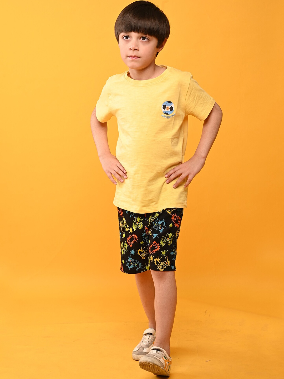

Anthrilo Boys Printed Pure Cotton T-shirt with Shorts, Yellow