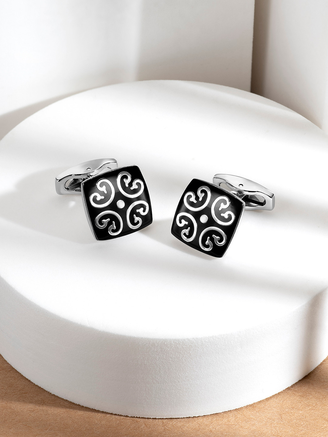 

Peora Men Silver-Plated Printed Square Cufflinks, Black