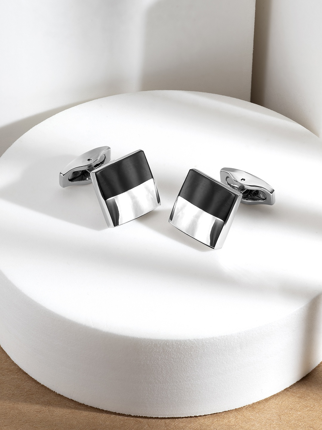 

Peora Men Silver-Plated Square Cufflinks, Black