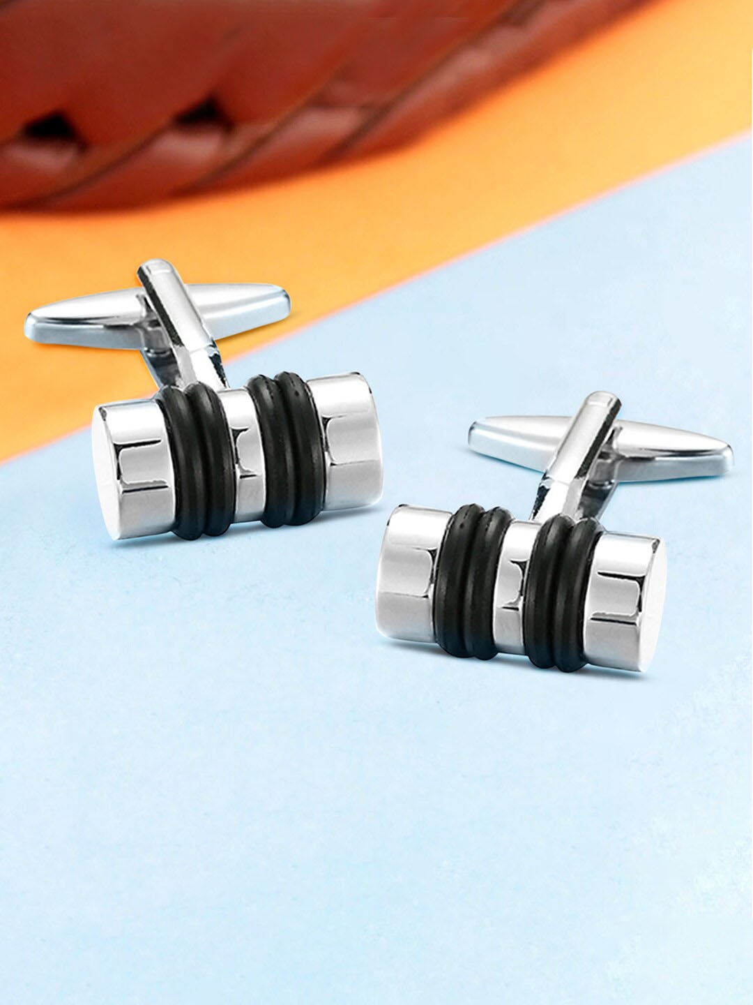 

Peora Silver-Plated Textured Cylinder Shape Cufflinks Set