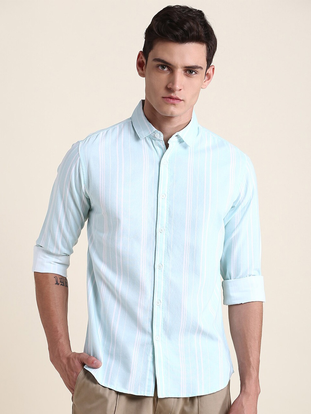 

Dennis Lingo Slim Fit Vertical Stripes Striped Pure Cotton Casual Shirt, Green
