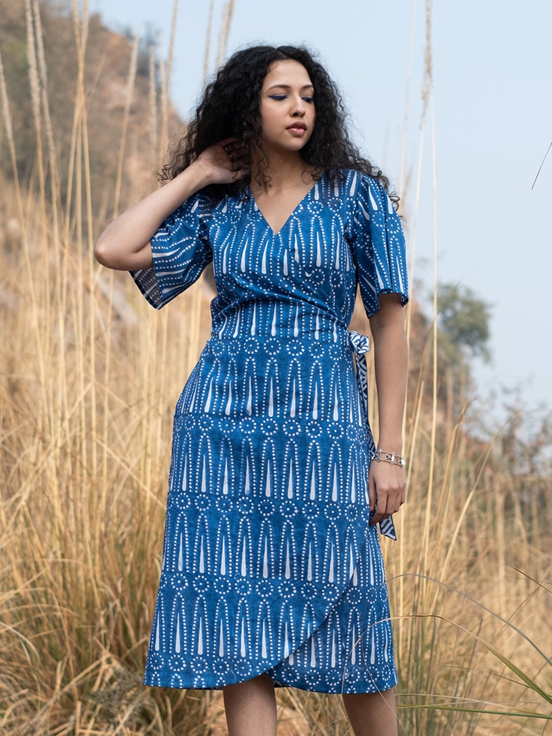 

AKISO Ethnic Motifs Printed A-Line Dress, Blue