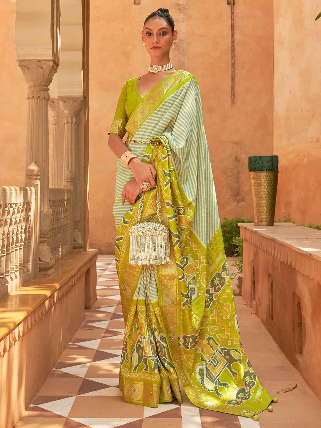 

Anouk Leheriya Printed Patola Saree, Green