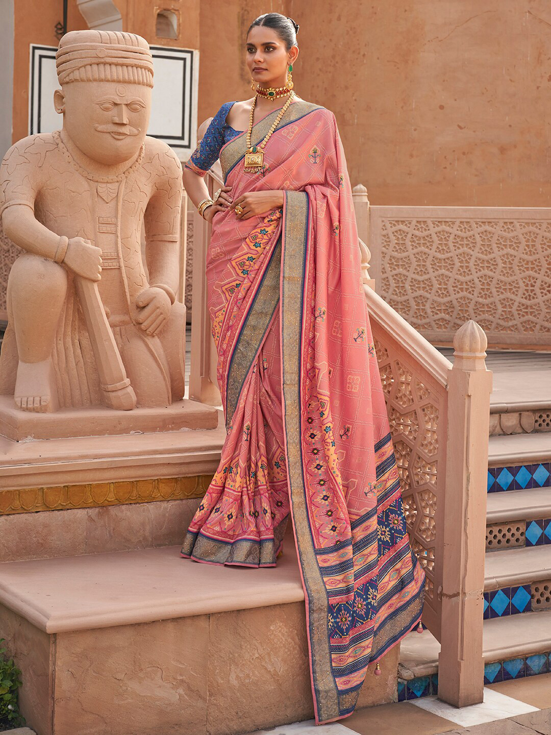 

Anouk Ethnic Motifs Printed Patola Saree, Pink
