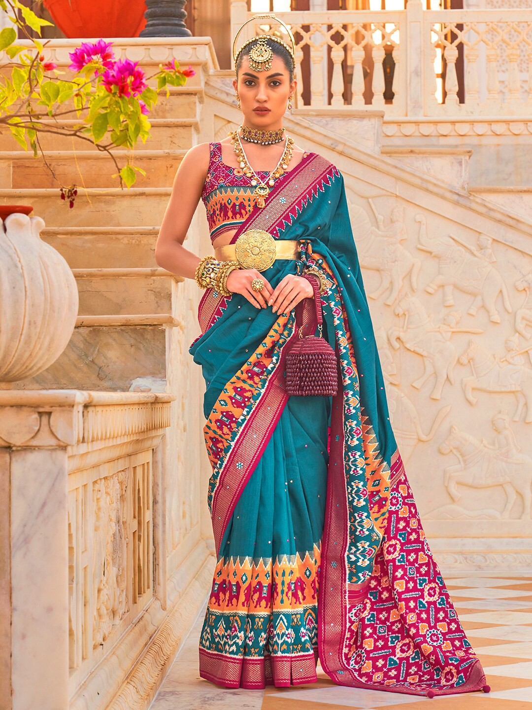 

Anouk Ethnic Printed Pochampally Saree, Teal