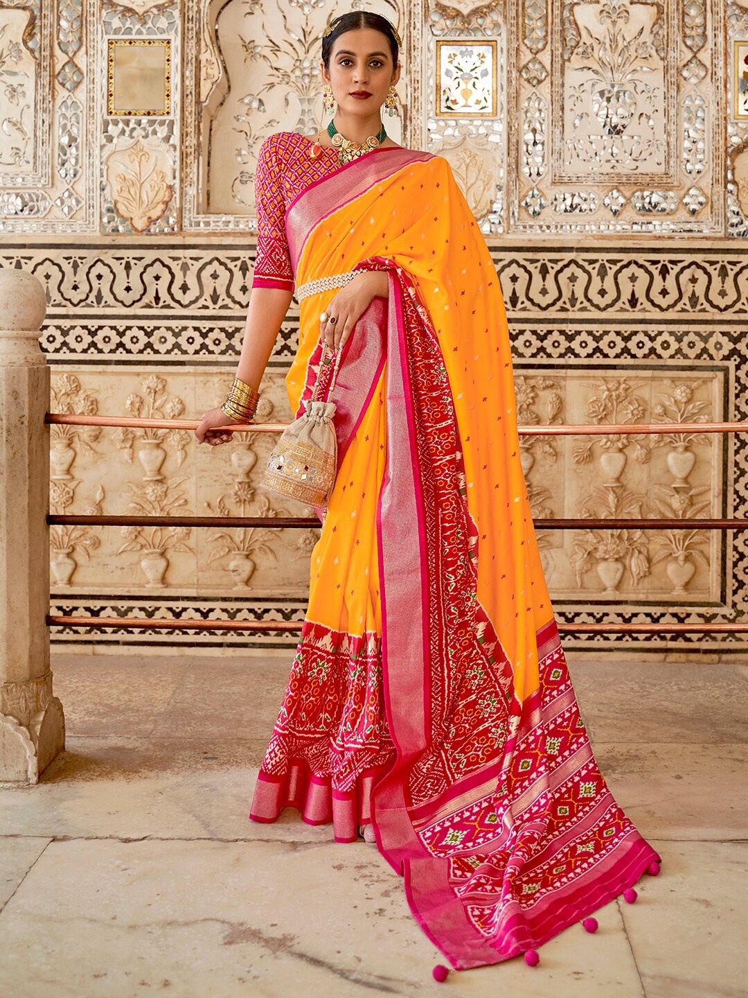 

Anouk Ethnic Motifs Silk Blend Pochampally Saree, Yellow