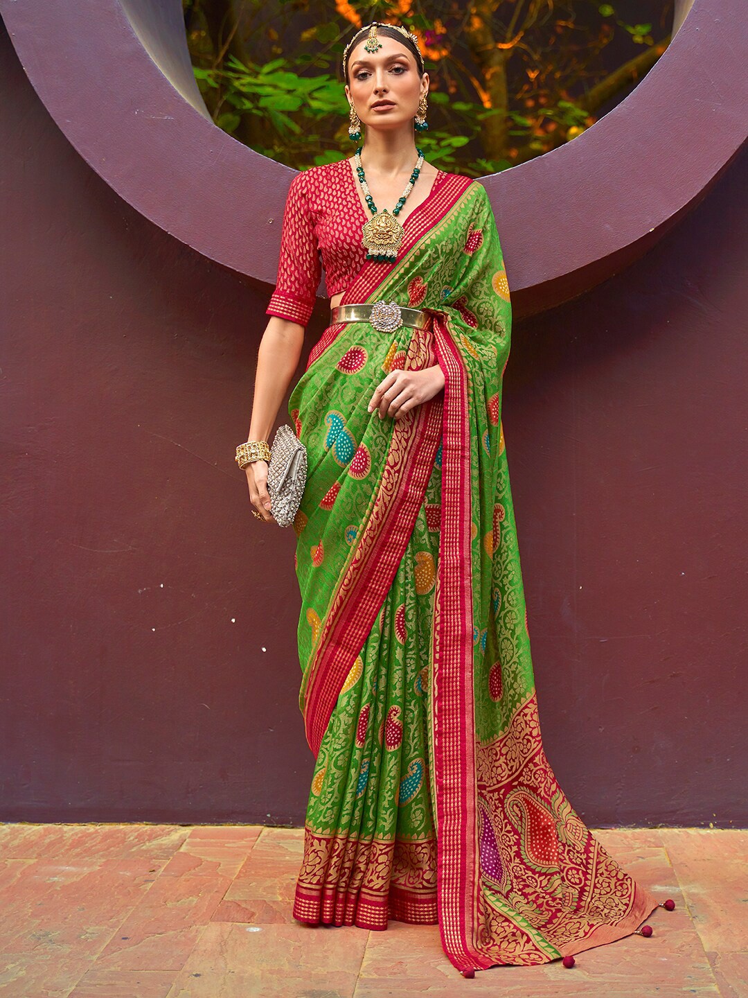 

Anouk Paisley Woven Design Brasso Bandhani Saree, Green